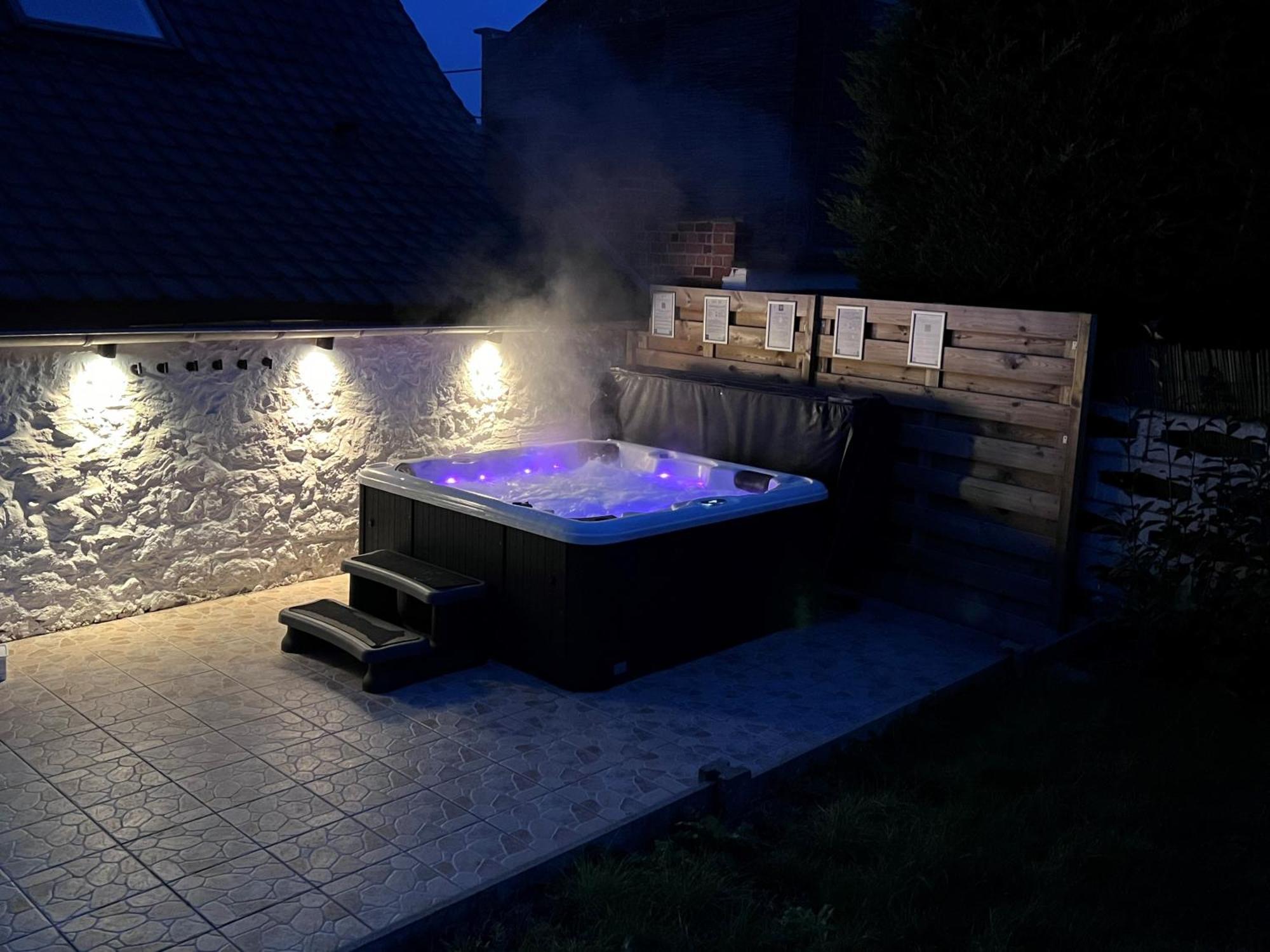 Gite Rubis - Jacuzzi - Pairi Daiza - 6 Pers Brugelette Bagian luar foto